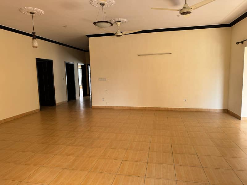 1 Kanal Upper Portion Available For Rent In G 13 13