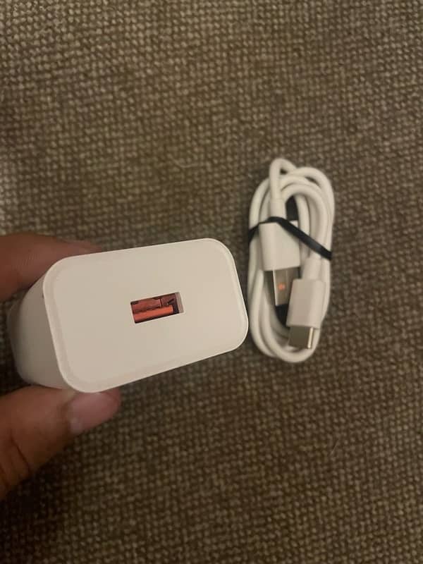 Tecno,infinix ka 100% original 70w box pulled charger hy 3