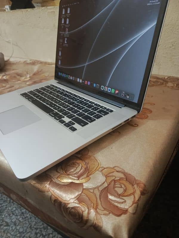 MacBook pro 2015 late 2