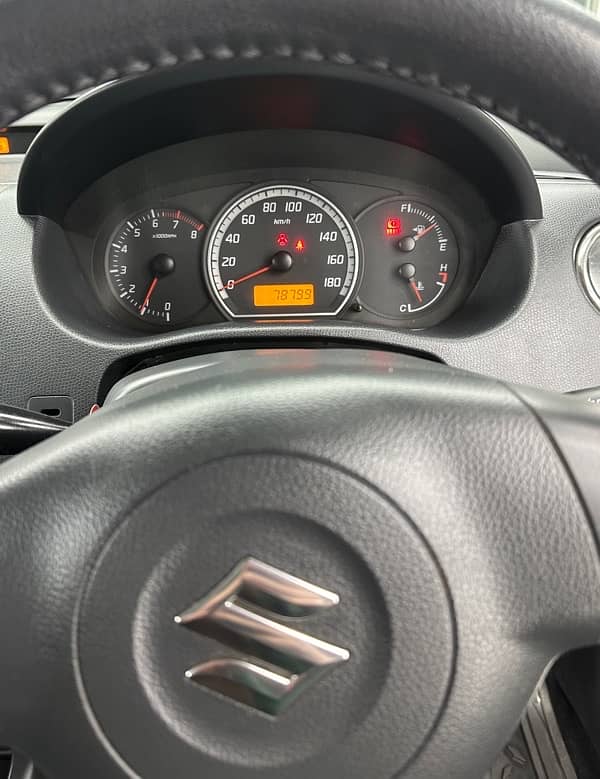 Suzuki Swift 2017 1.3 DLX Navigation 9