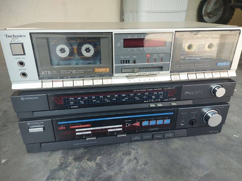 Technics RS B -11W Stereo Cassette deck With Hitachi Stereo Amplifier 0