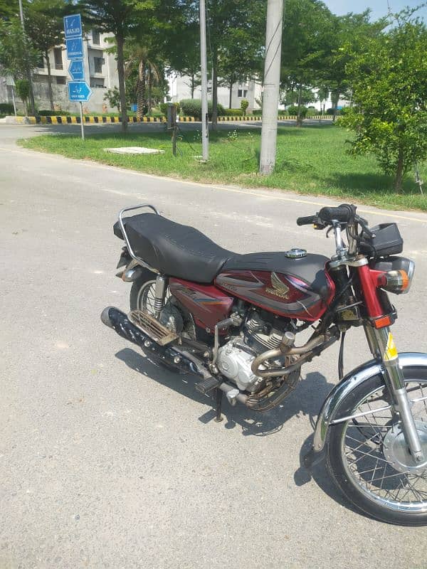 Honda 125 first owner well maintenance by honda showroom 3