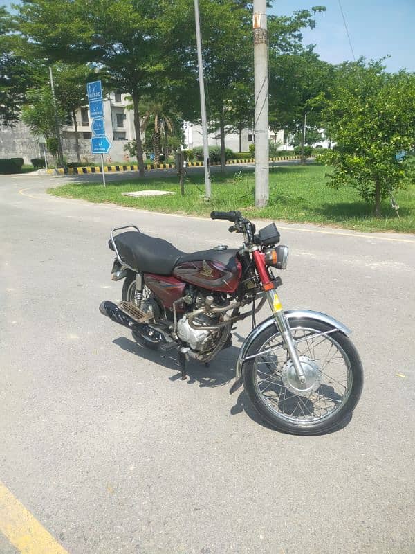 Honda 125 first owner well maintenance by honda showroom 6