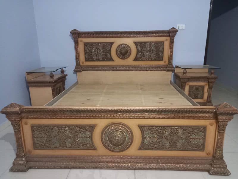 2 king bed dressing side table made of teek wood 9