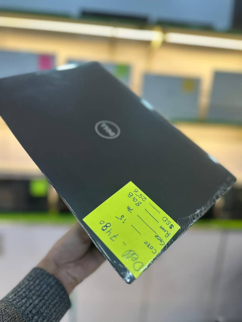 dell laptop | Dell Latitude 5590 Quantity 8