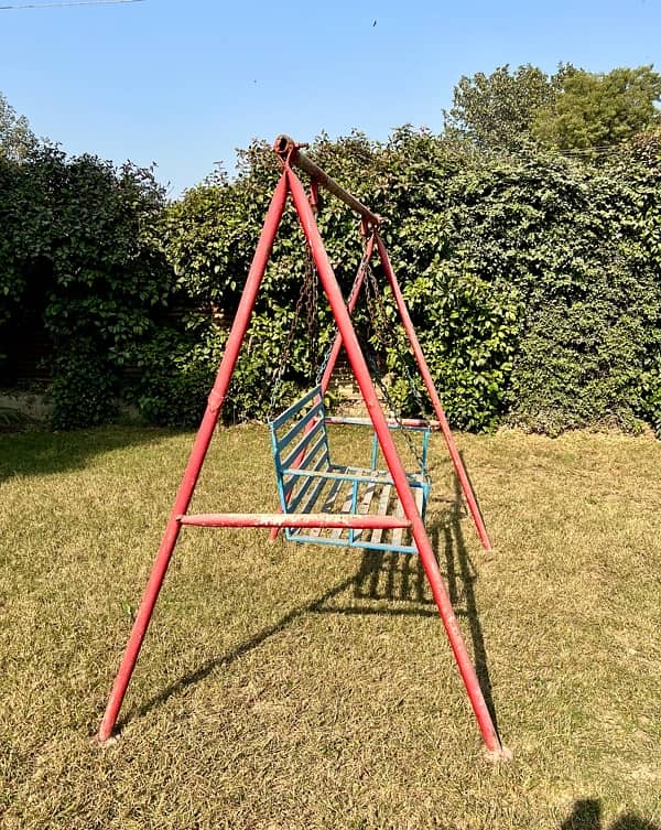 Used Solid Swing For Sale 0