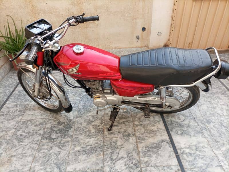 Honda 125CC 2014 3