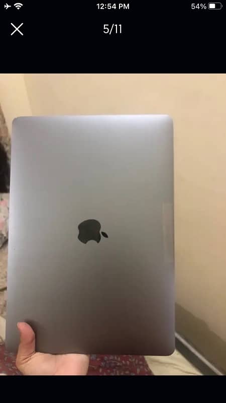 Macbook pro 0