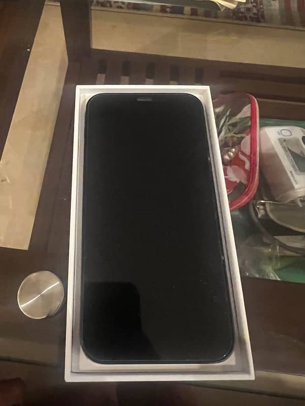 IPhone 12 Non-PTA 3