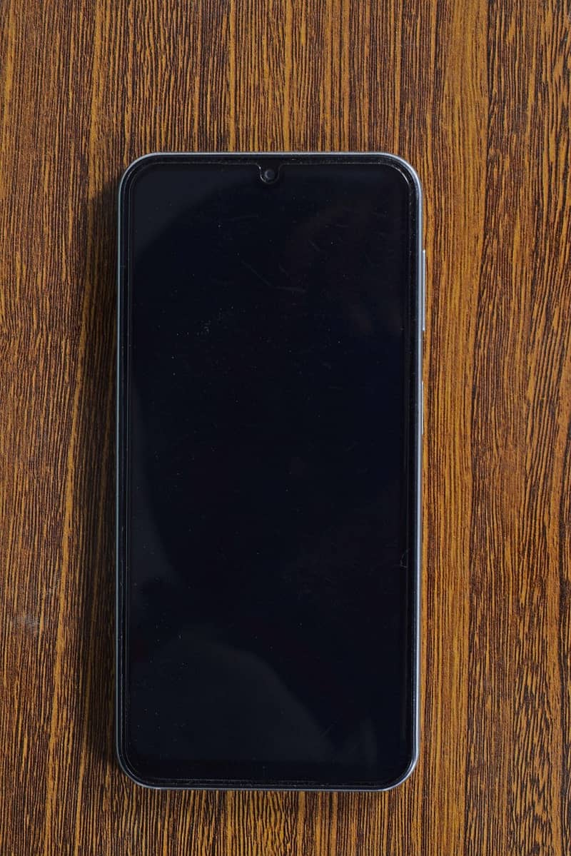 Samsung Mobile A24 0