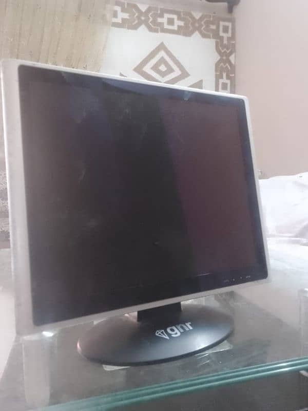 LCD 17 INCH For sale 4