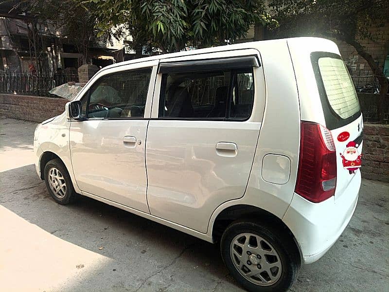 Suzuki Wagon R 2018 1