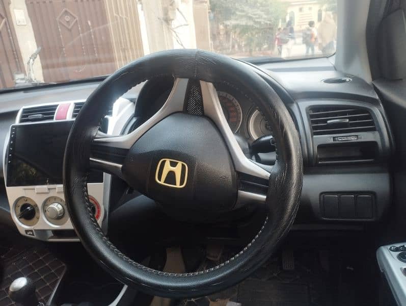 Honda City Aspire 2010 3