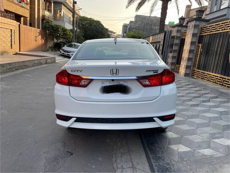 Honda City Aspire 2022 3