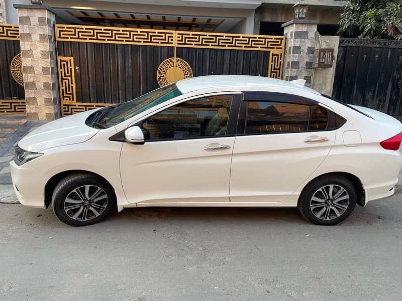 Honda City Aspire 2022 4