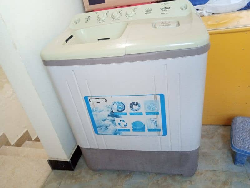 Twin tub washing machine 0