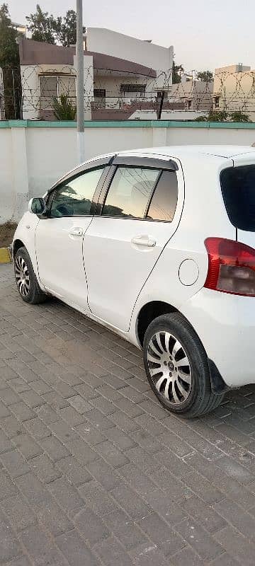 Toyota Vitz 2006 5