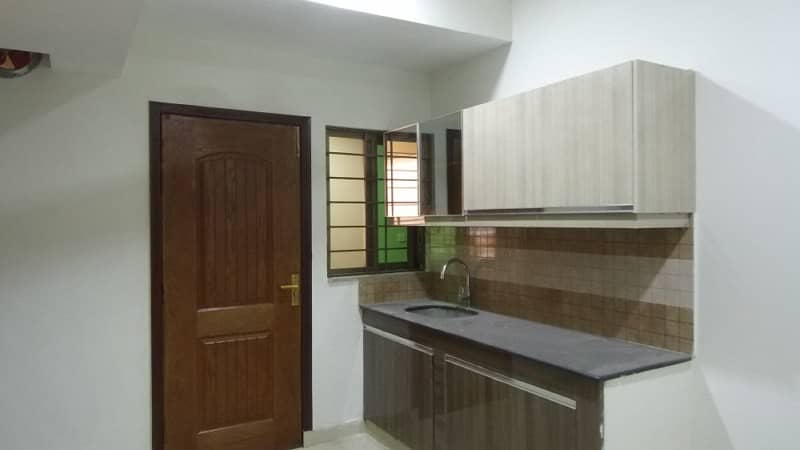 3 Bed Flat For Rent Askari 11 Lahore 23