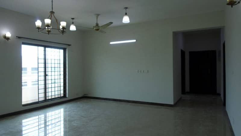 3 Bed Flat For Rent Askari 11 Lahore Rs 90,000 7