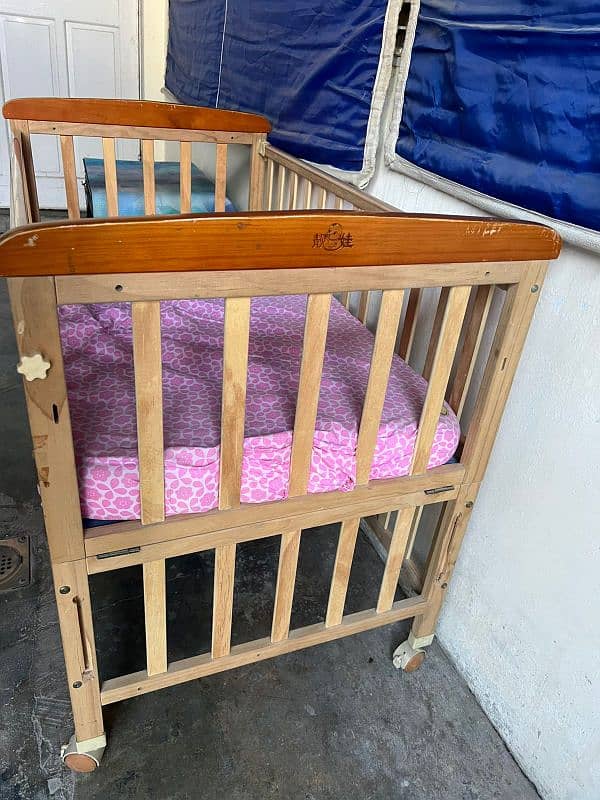 Baby Cot For Sale (Used but in good condition) 3