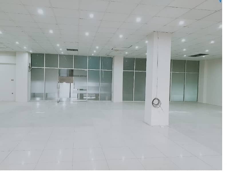 Investment Corridor And Builders Proudly Offer Area 3000 Square Feet Corporate Office Available For Rent In Main Boulevard Road Gulberg 3 Lahore 0