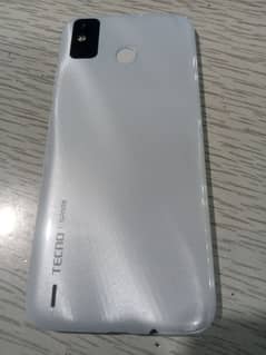 Tecno spark 6go