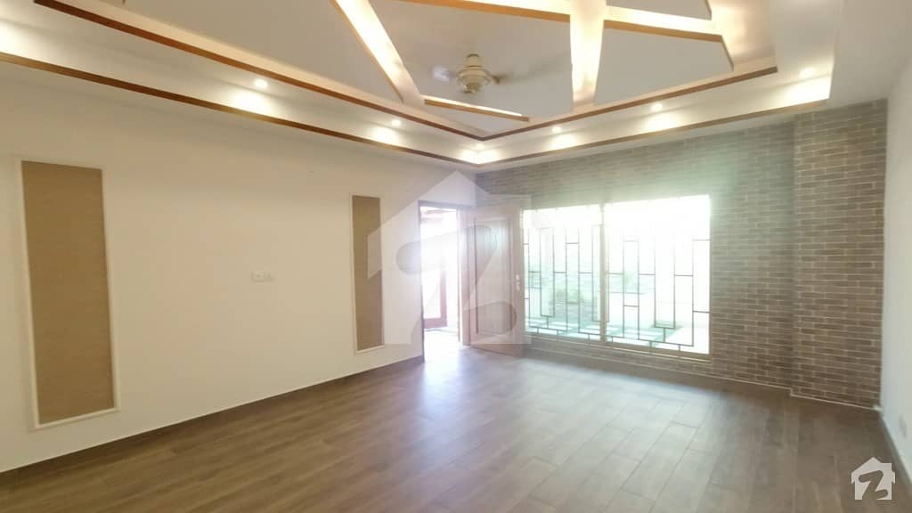 Brand New Penthouse For Sale In Askari 11 Lahore 8