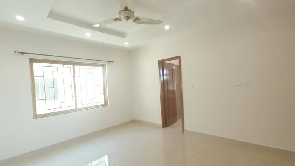 Brand New Penthouse For Sale In Askari 11 Lahore 20