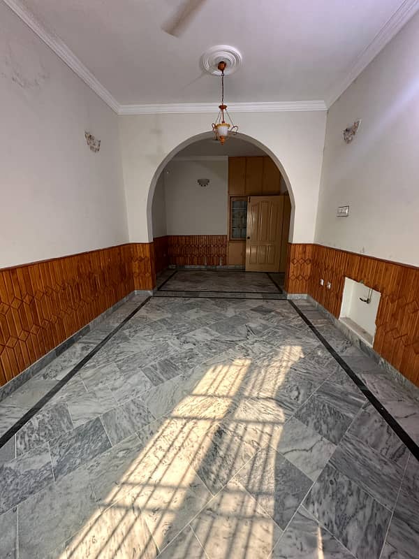 BRAND NEW UPPER PORTION FOR RENT LOCATION MUMTAZ COLONY 0