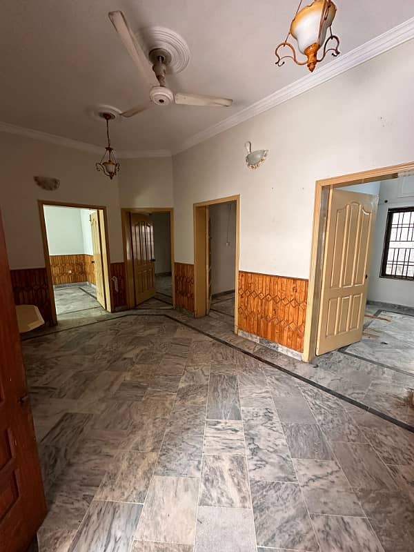 BRAND NEW UPPER PORTION FOR RENT LOCATION MUMTAZ COLONY 2