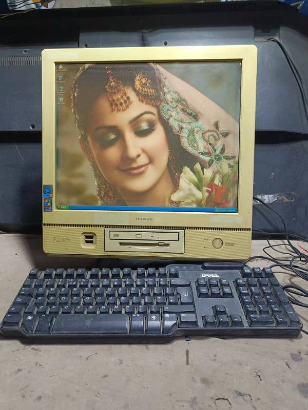 Computer plus LCD 1