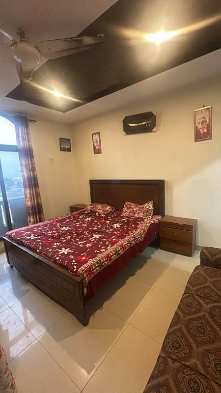 Furnished 1 bedroom apartment for rent in bahria town phase 7 0