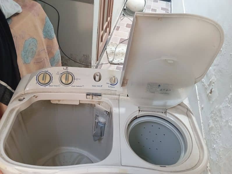 Haier Washing Machine 8kg 1