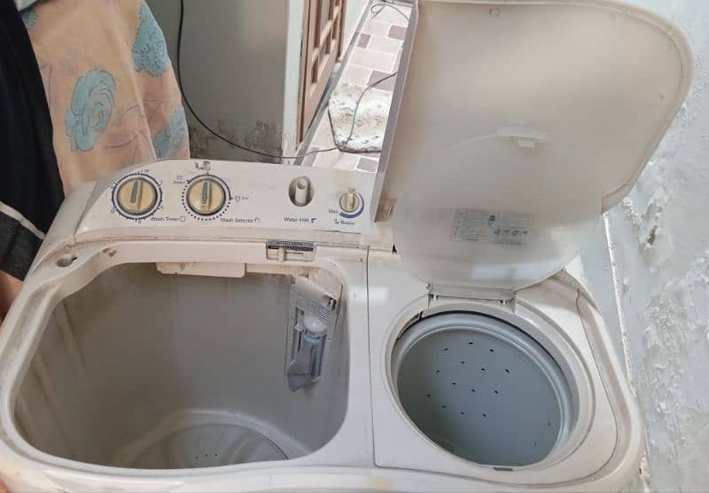 Haier Washing Machine 8kg 2