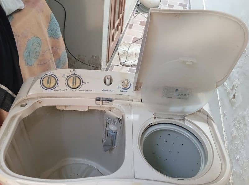 Haier Washing Machine 8kg 3