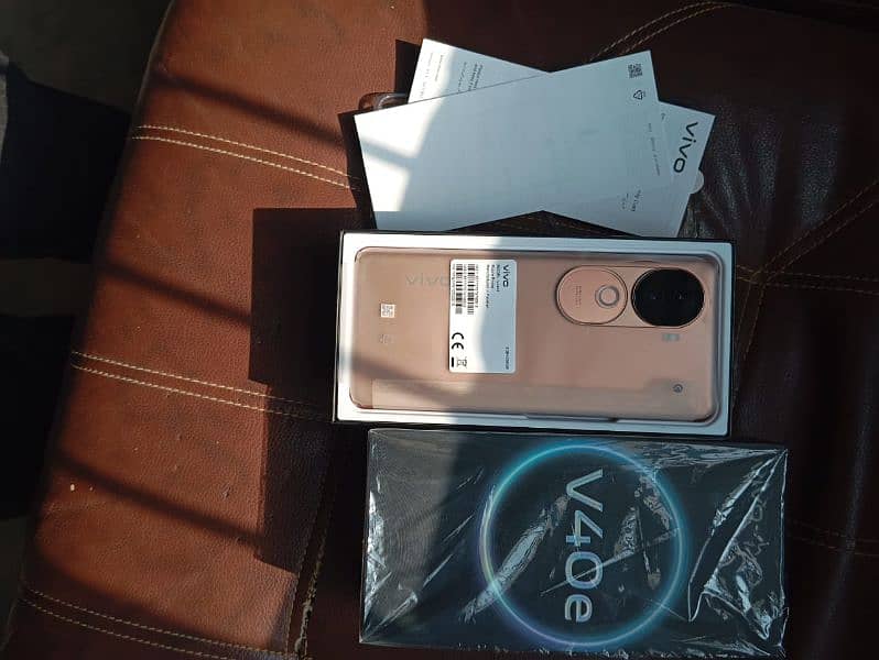 Vivo V40e 8/256 0