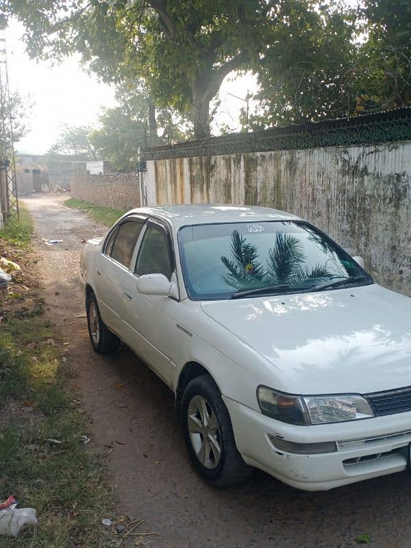 Toyota Corolla GLI 2001 1