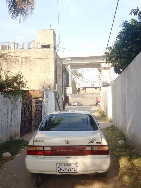 Toyota Corolla GLI 2001 5