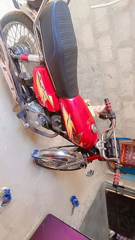 Honda 125cc Karachi number 5