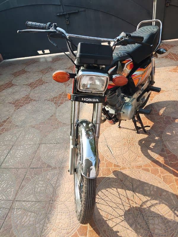 Honda 125 all ok good condition 10