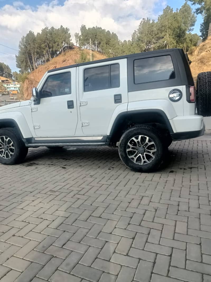 BAIC BJ40 Plus Honorable Edition 2021 2