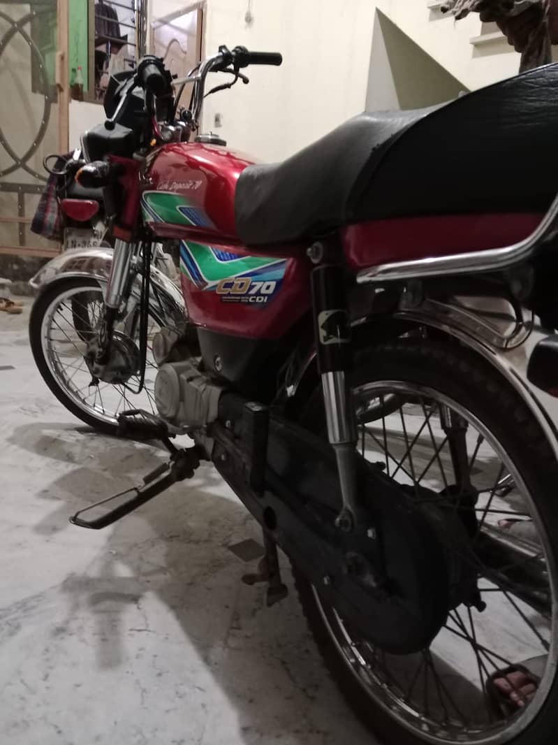 Honda CD 70 2017 6