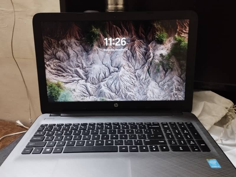 HP Compact Notebook Laptop 5th Generation 8 gb ram 256gb SSD. 2