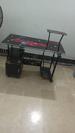 computer table argent sale krne ha 7000