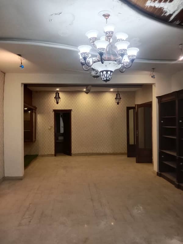 1 Kanal Double Story House For Rent (Office Use) 20