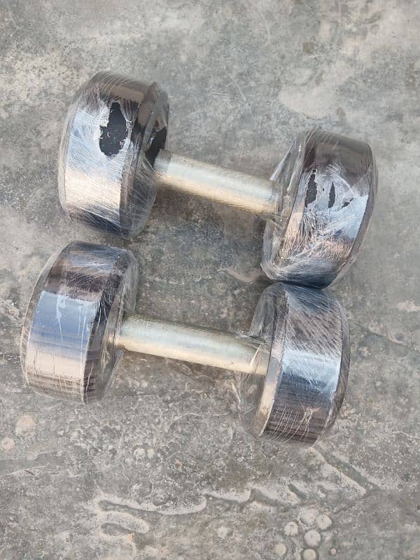 5kg pair dumbells for sale new WhatsApp contact 1