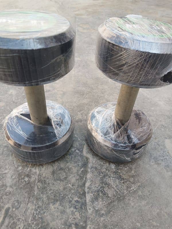 5kg pair dumbells for sale new WhatsApp contact 6