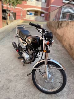 HONDA CG 125 model 2022 special edition 8000 km driven for sale