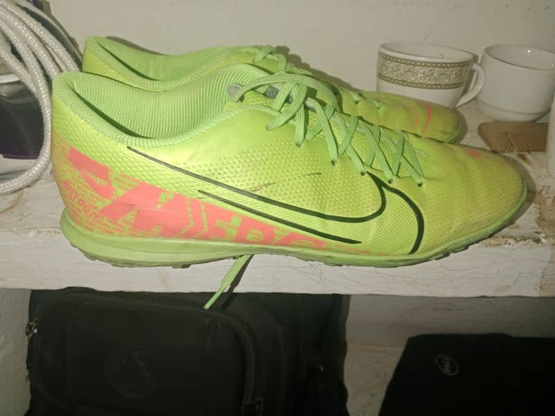 football shoes 2