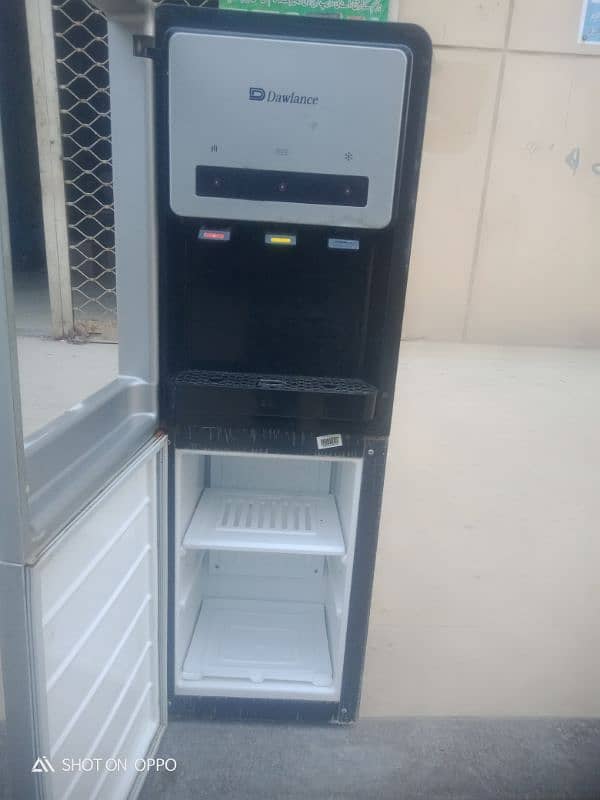 dowlance water dispenser good condition and work conditions 1